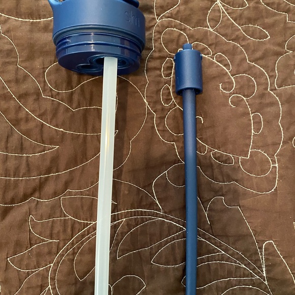 Simple Modern Mesa 24 oz - Picture 4 of 5